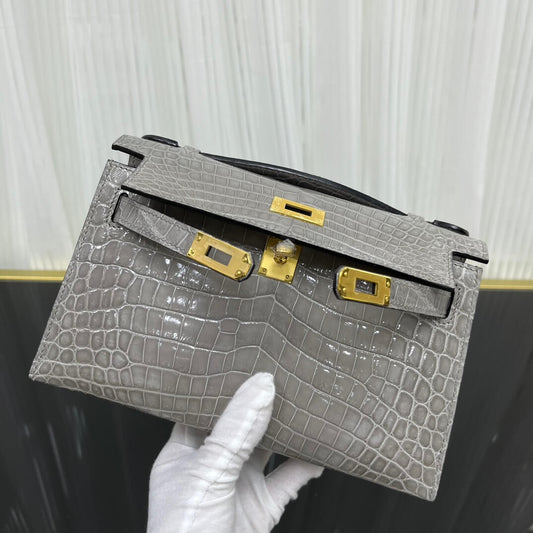 A generation of imported Nile crocodile leather hand-sewn💕