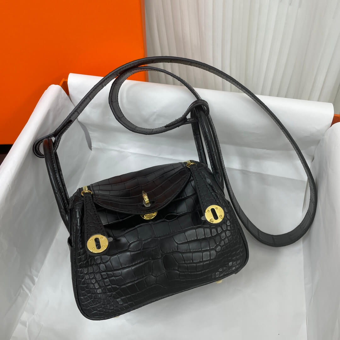 19cmLD crocodile black gold buckle