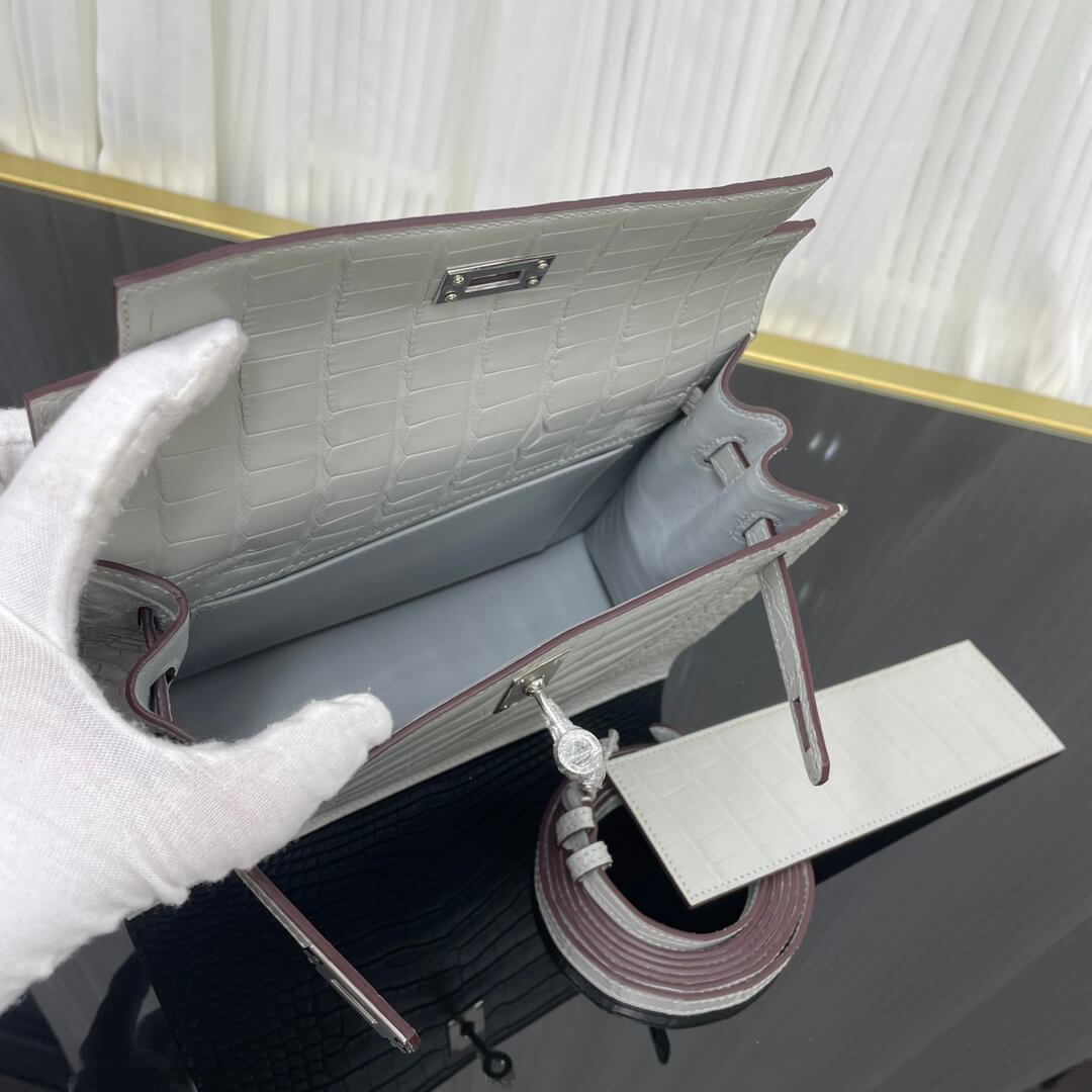 Imported American crocodile matte belly Kelly Danse pearl gray dance bag size; 22X17X7💕