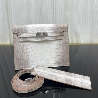 Imported crocodile matte belly Kelly Danse Himalayan white dance bag size; 22X17X7💕
