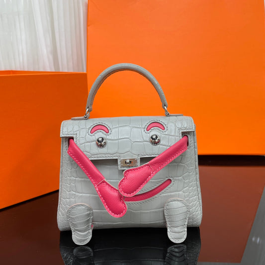 Made of three pieces of American crocodile skin, doll bag💕
