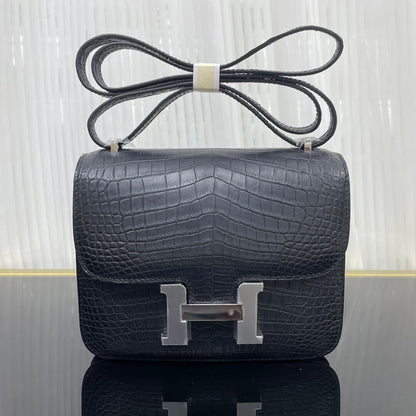 19cm Kangkang matte crocodile belly, silver buckle, hand-sewn beeswax thread 💗