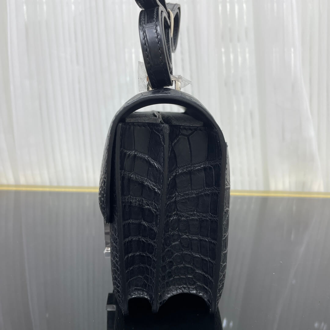19cm Kangkang matte crocodile belly, silver buckle, hand-sewn beeswax thread 💗