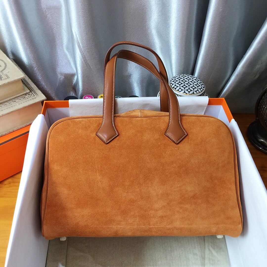 H Victoria Victoria: suede golden brown