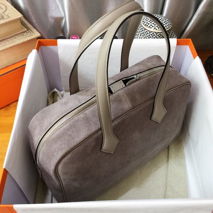 H Victoria Victoria: suede gray