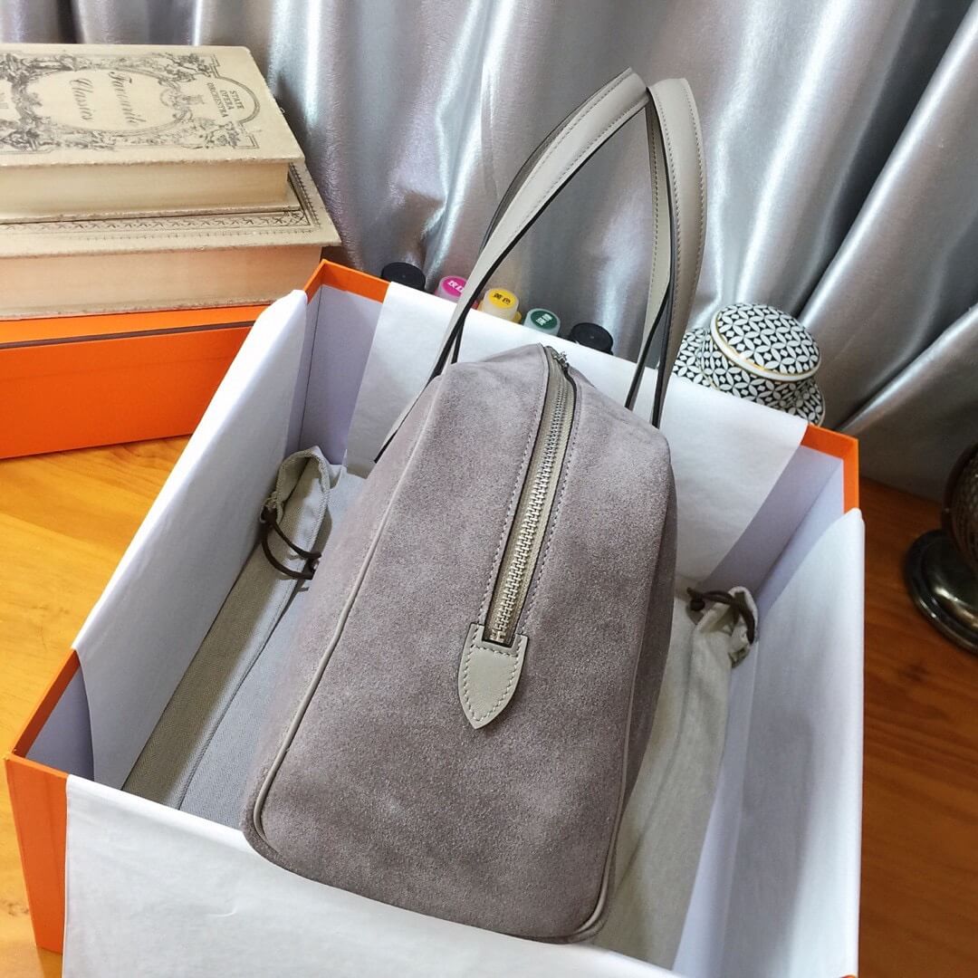 H Victoria Victoria: suede gray