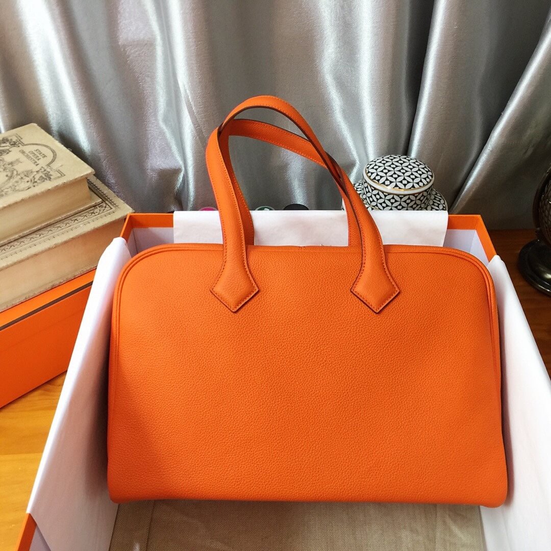 H Victoria Victoria: Orange