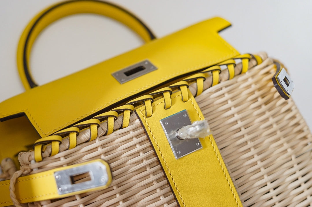 kelly picnc: amber yellow