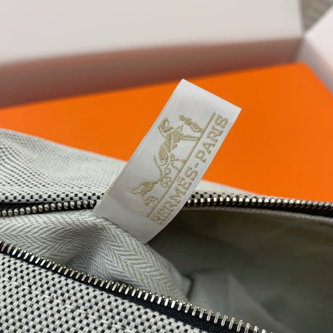 Trousse Bride-A-Brace