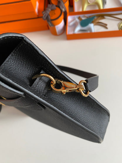 Kelly Depeches 25cm: Black