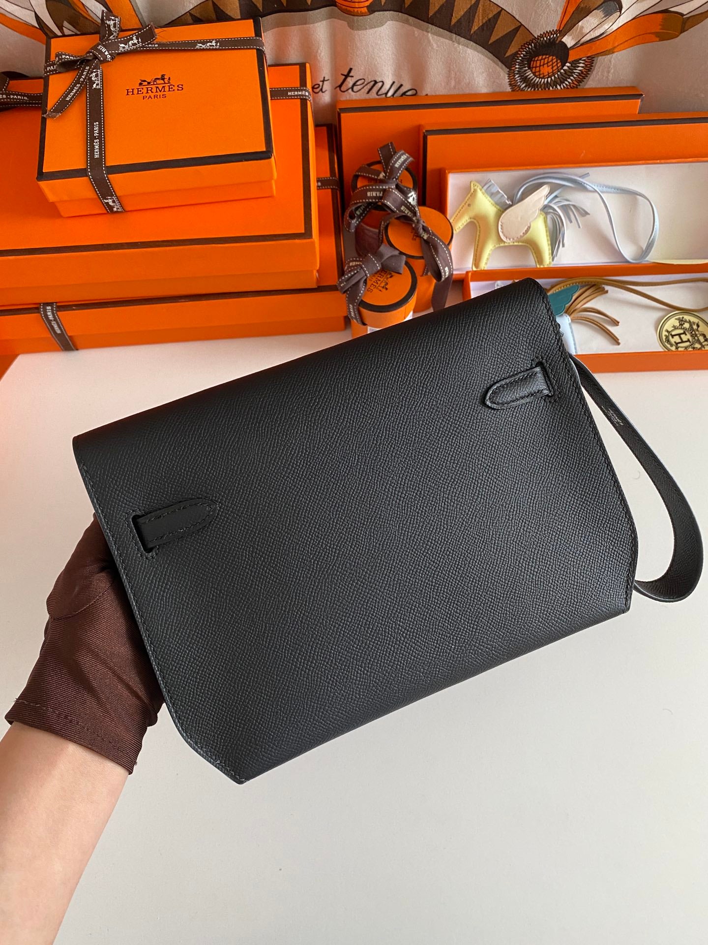 Kelly Depeches 25cm: Black