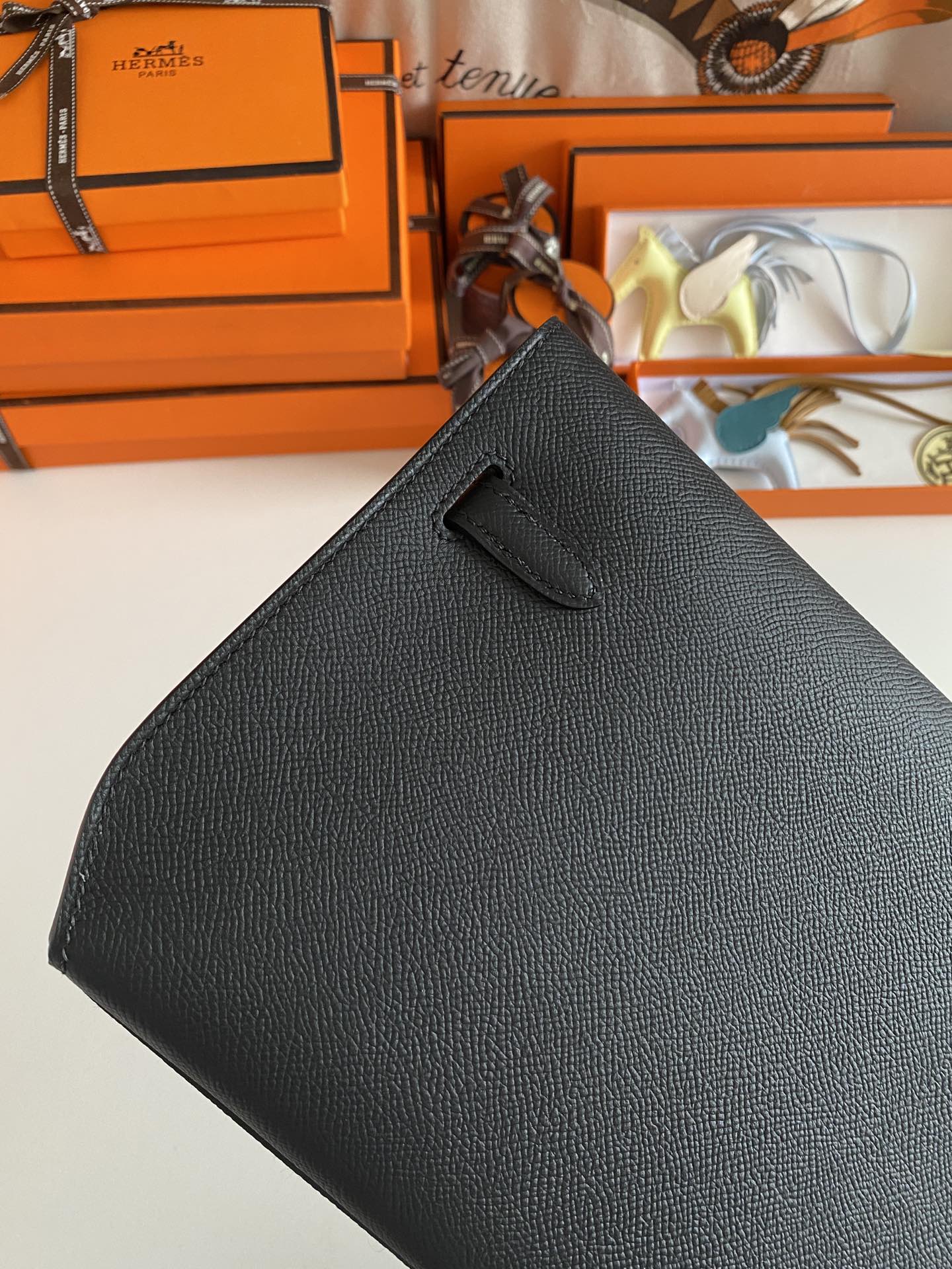 Kelly Depeches 25cm: Black