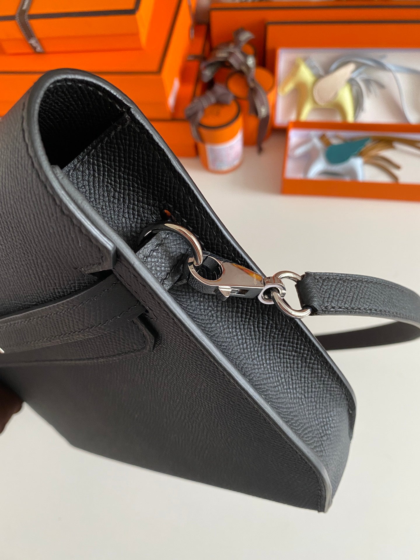 Kelly Depeches 25cm: Black
