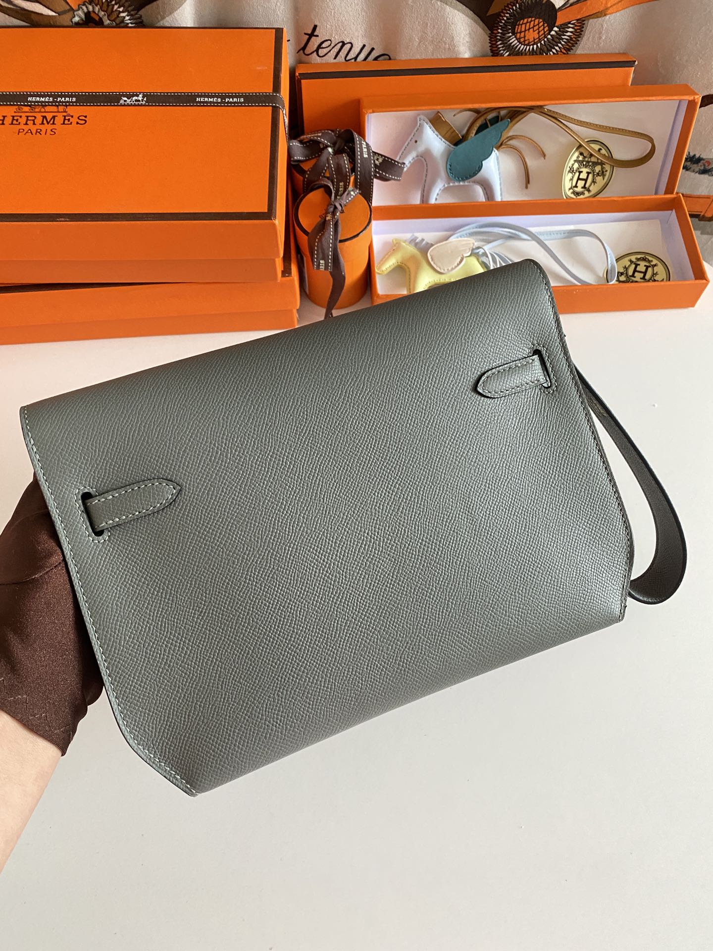 Kelly Depeches 25cm: Almond Green