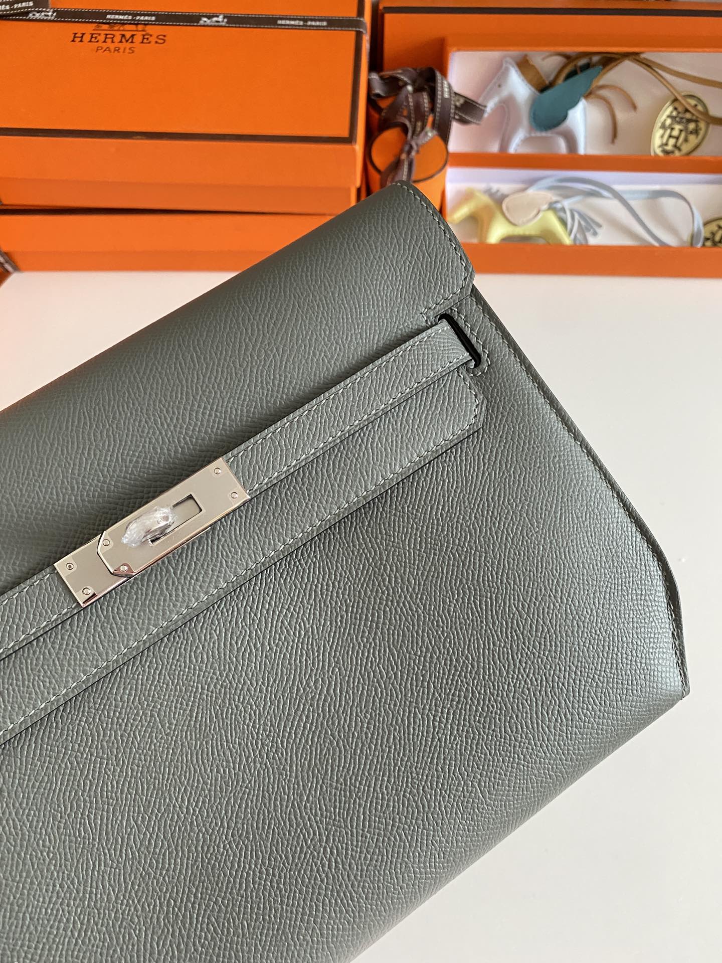 Kelly Depeches 25cm: Almond Green