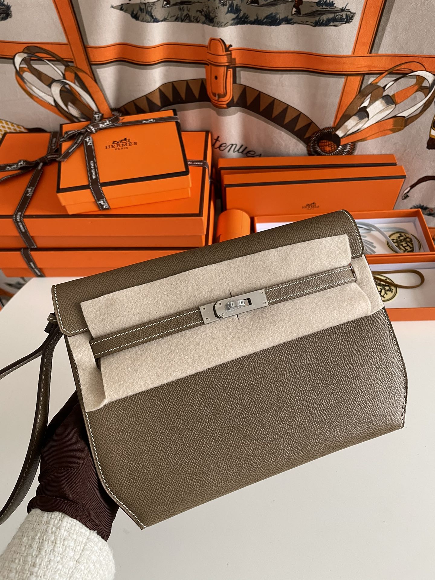 Kelly Depeches 25cm: Elephant Gray
