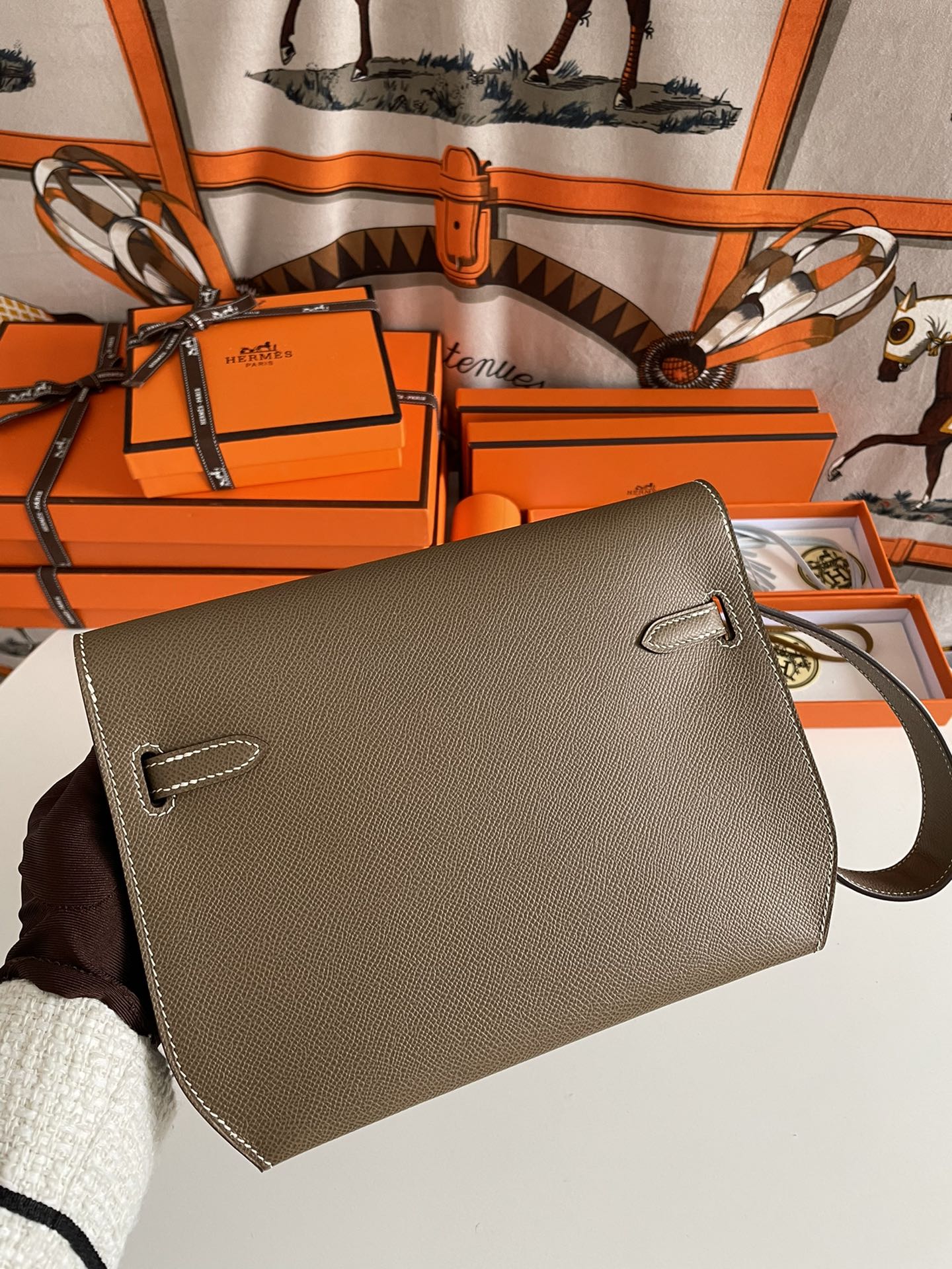 Kelly Depeches 25cm: Elephant Gray