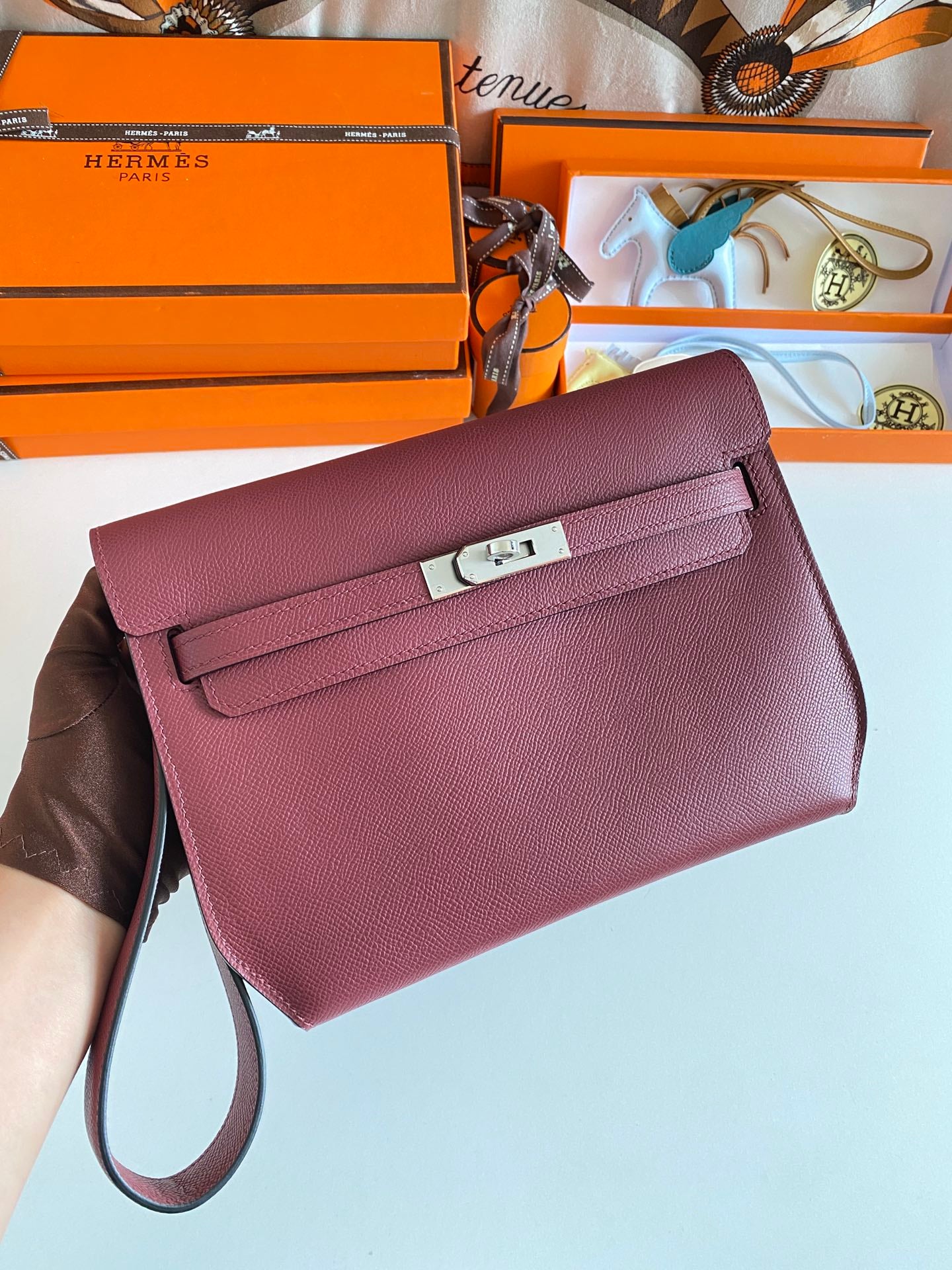 Kelly Depeches 25cm: Burgundy