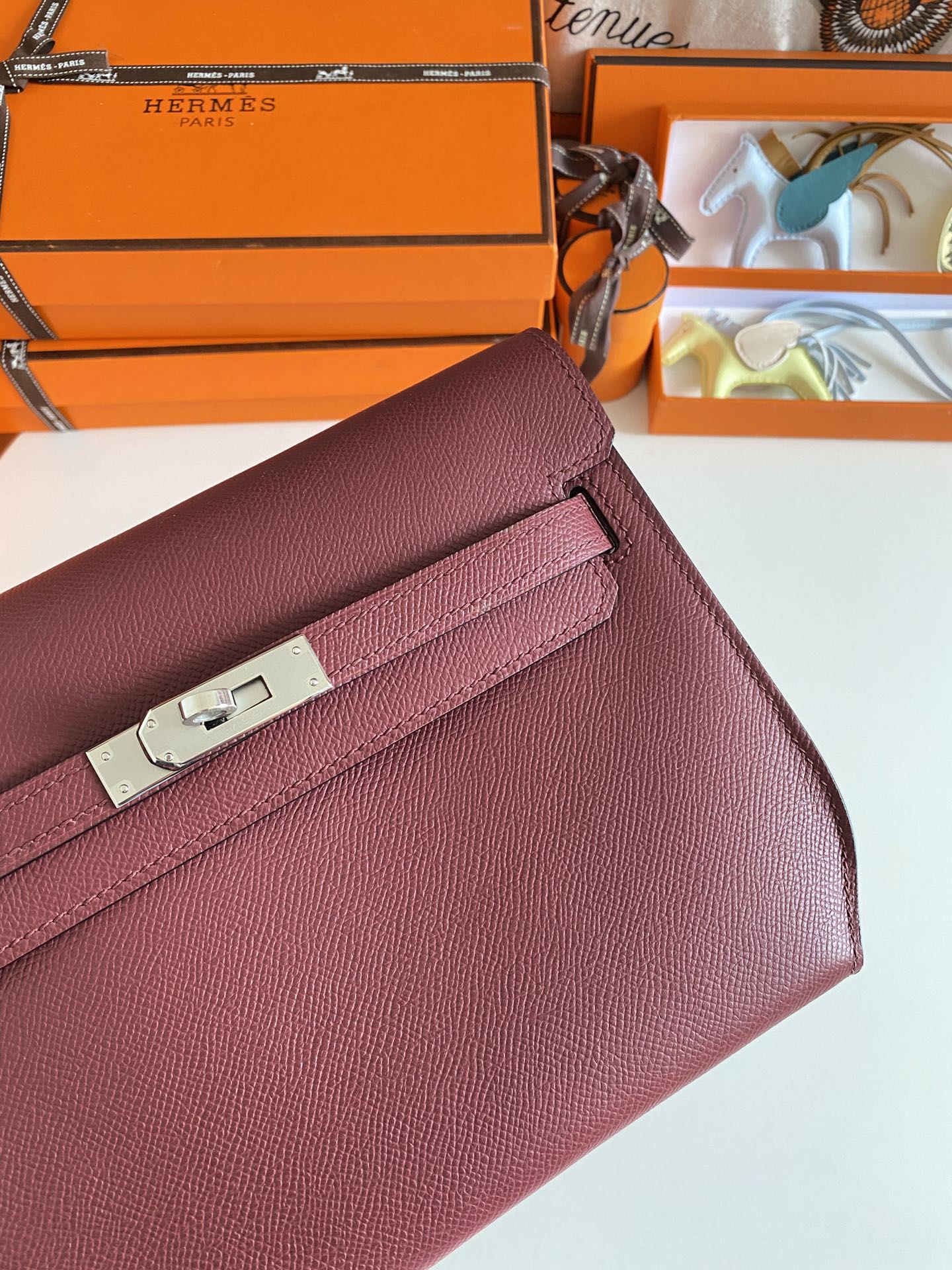 Kelly Depeches 25cm: Burgundy