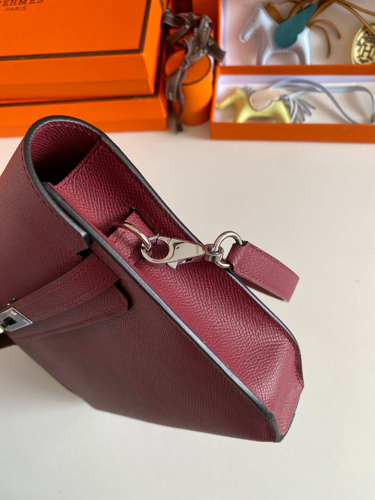 Kelly Depeches 25cm: Burgundy