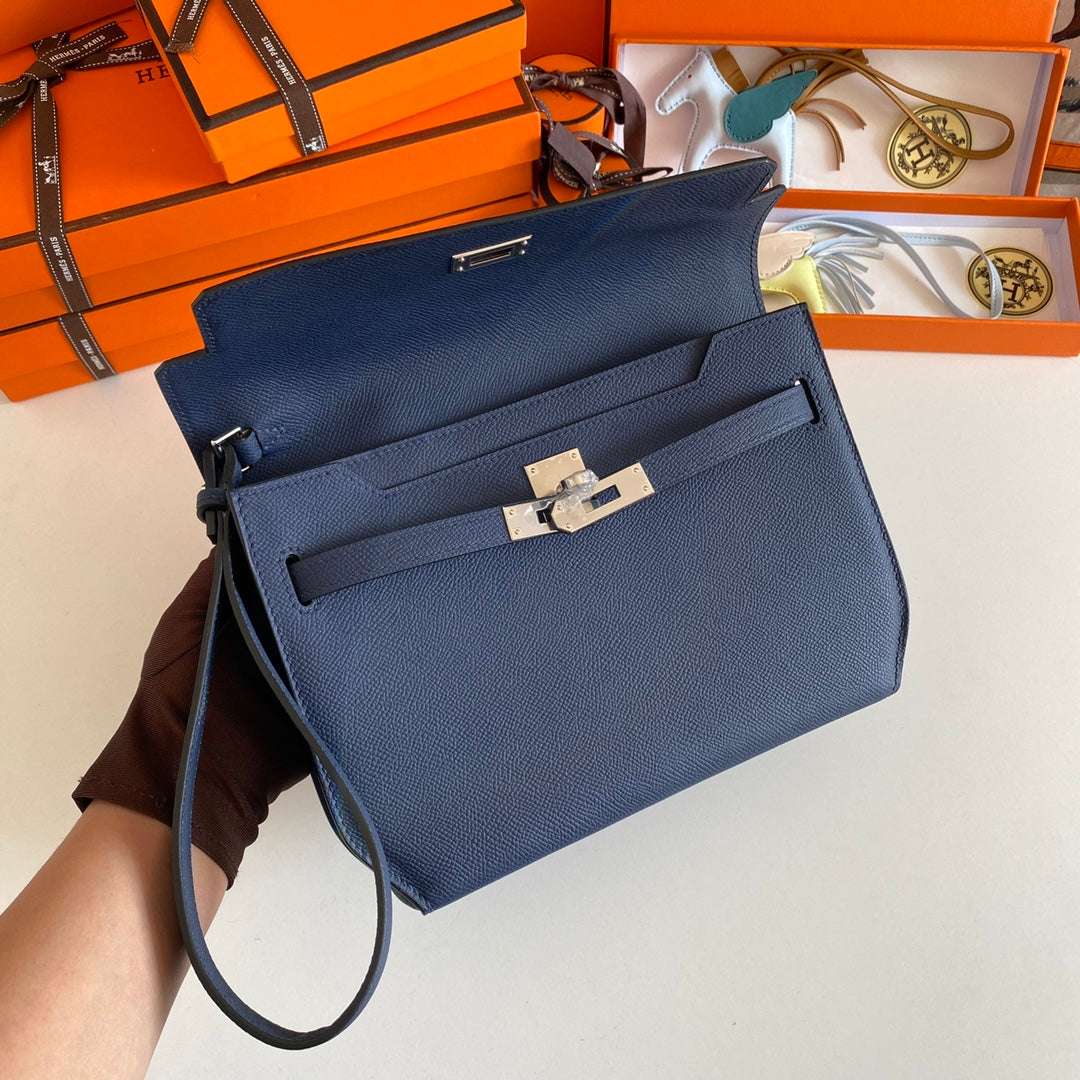 Kelly Depeches 25cm: Sapphire Blue