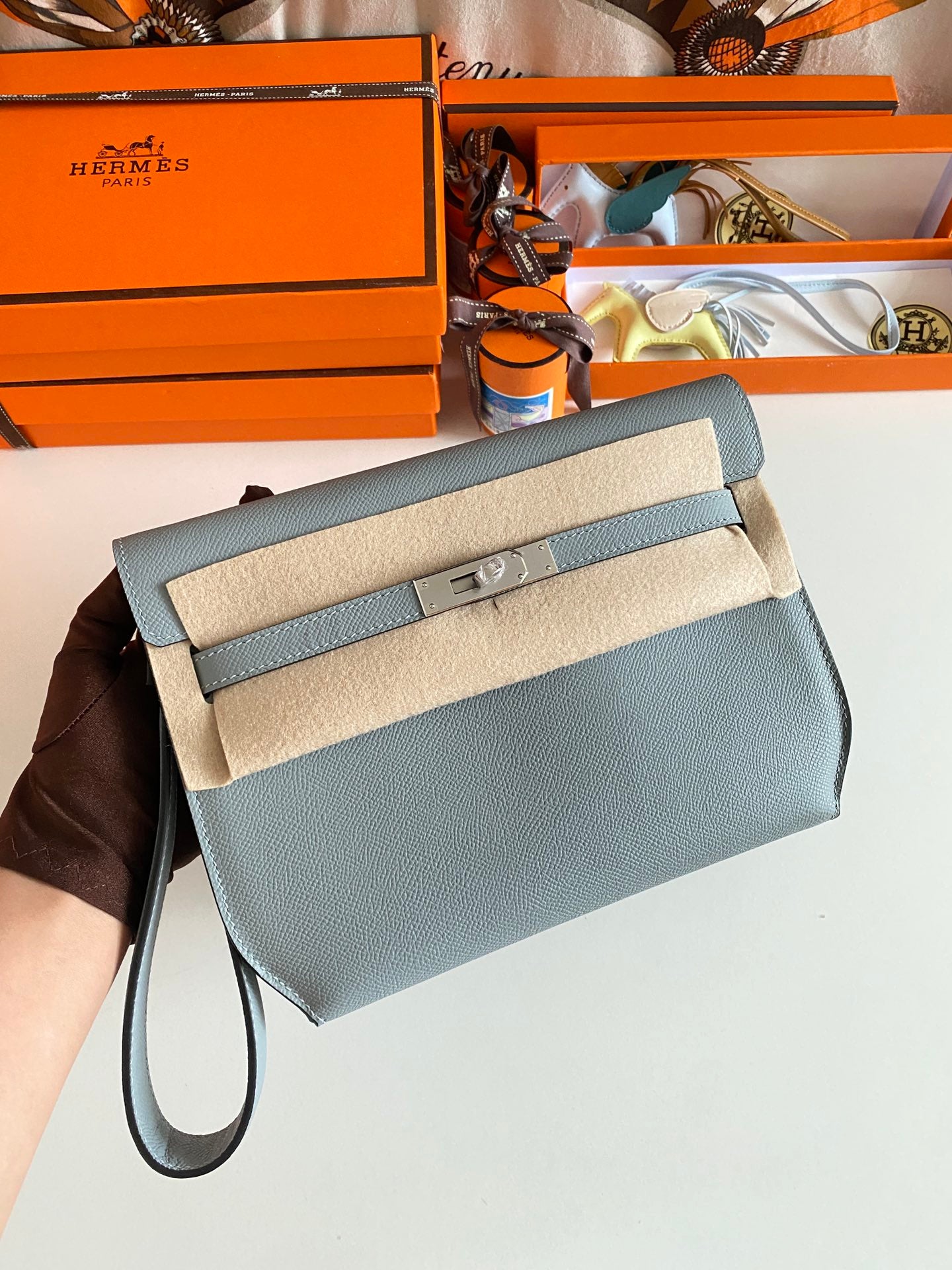 Kelly Depeches 25cm: Linen Blue