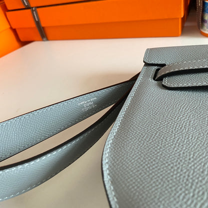 Kelly Depeches 25cm: Linen Blue