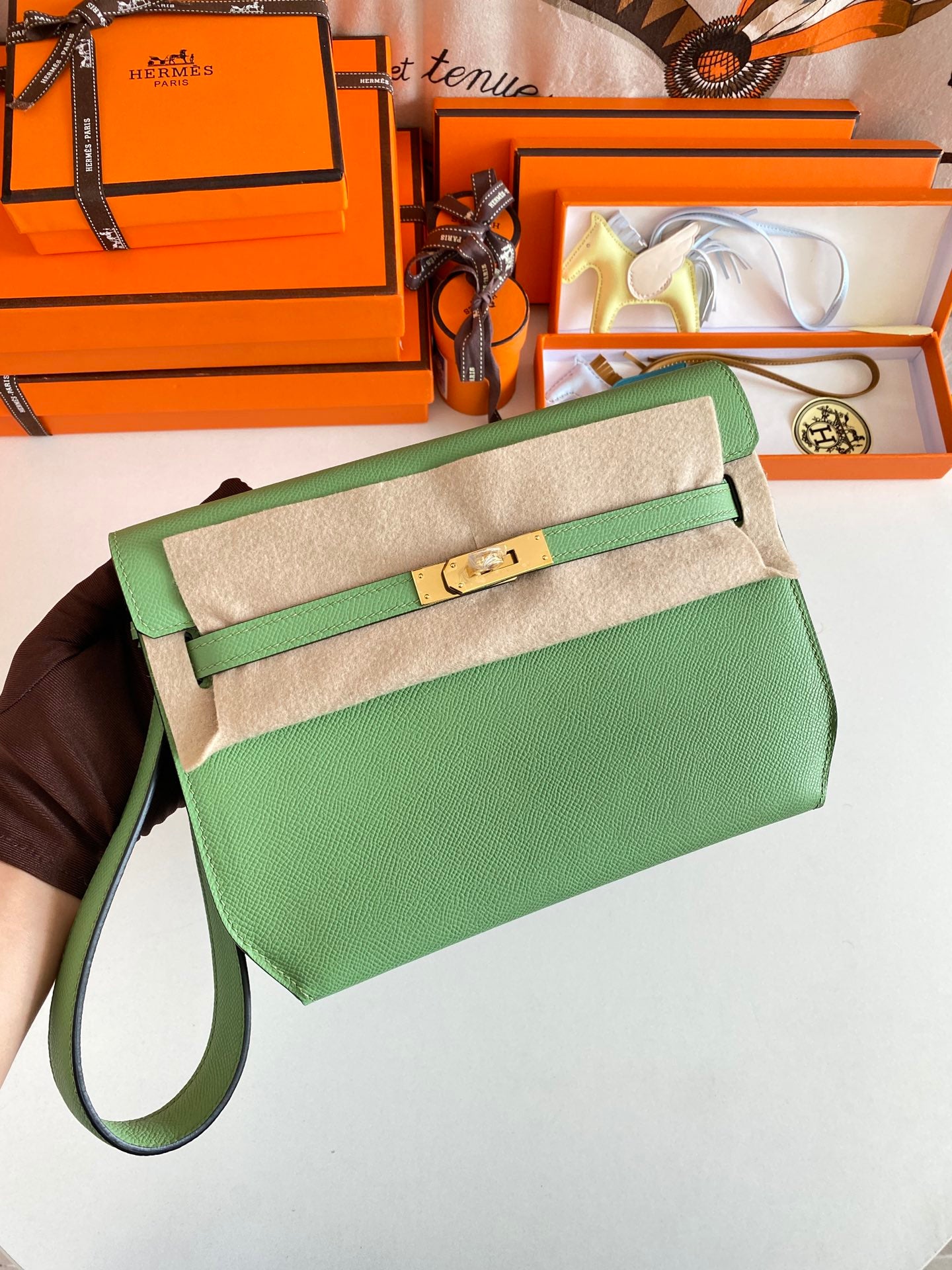 Kelly Depeches 25cm: Avocado Green