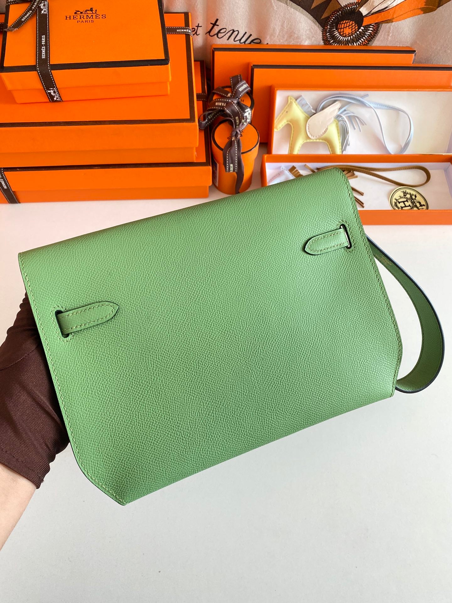 Kelly Depeches 25cm: Avocado Green