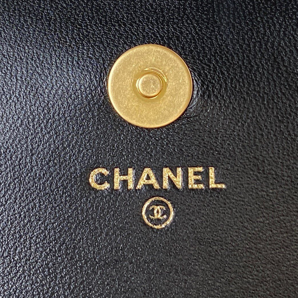 ⚜️Chanel 23A hot style 🖤Underarm baguette bag AP3363