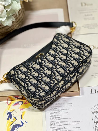 Dior❤30 MONTAIGNE HOBO AVENUE mini handbag "old flower"