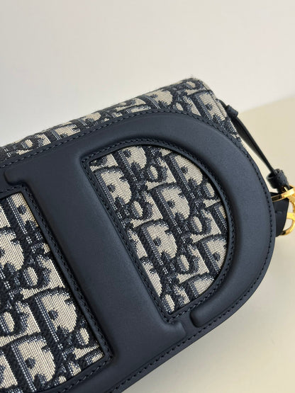 Spot goods! ️ The latest Signature series