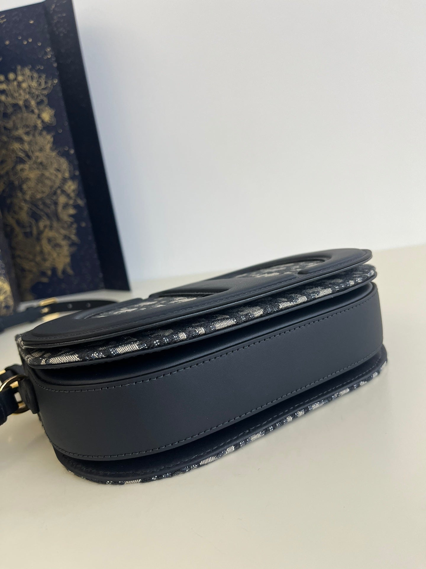 Spot goods! ️ The latest Signature series
