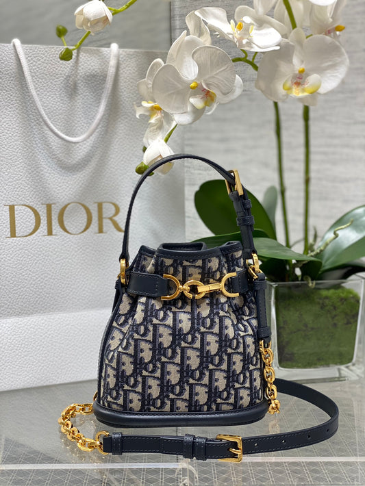 The latest Dior bucket bags are in stock‼ ️