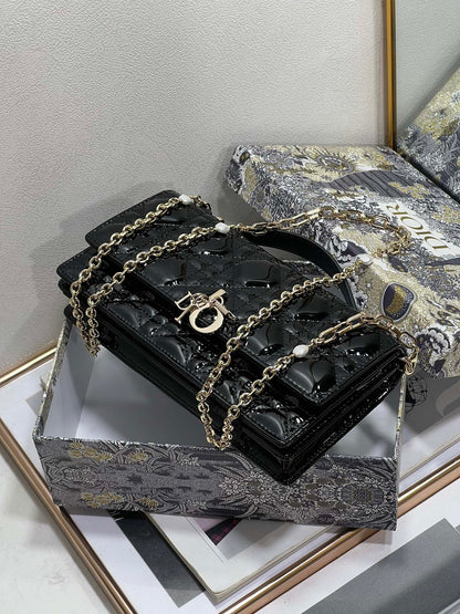 Explosive [Celebration] return 0604 Lady Di❤r 💕Cannage Clutch Bag 💕 21cm