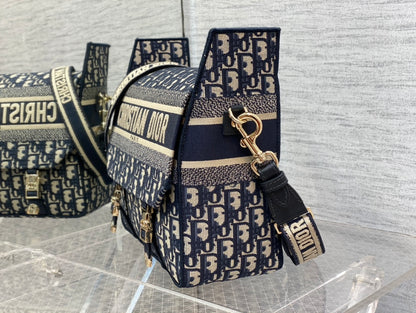 𝗗𝗜𝗢𝗥 𝗖𝗮𝗺𝗽 latest messenger bag