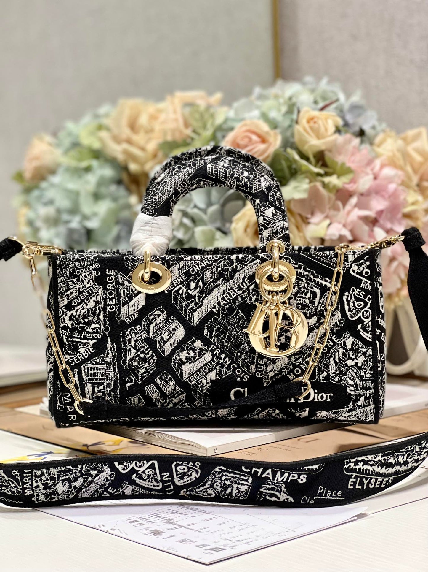 LADY D-JOY Embroidered Bag "Black Paris"