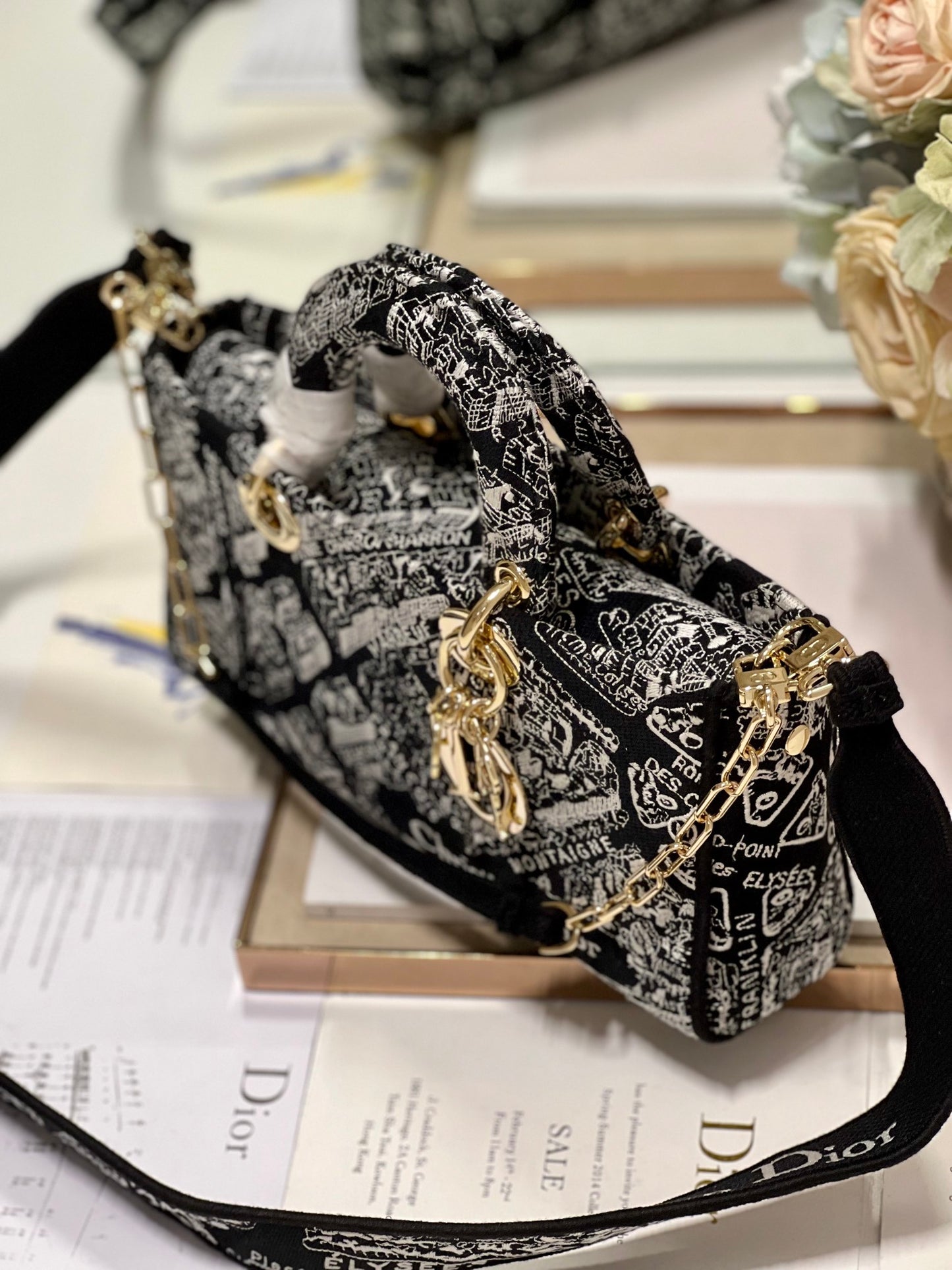 LADY D-JOY Embroidered Bag "Black Paris"