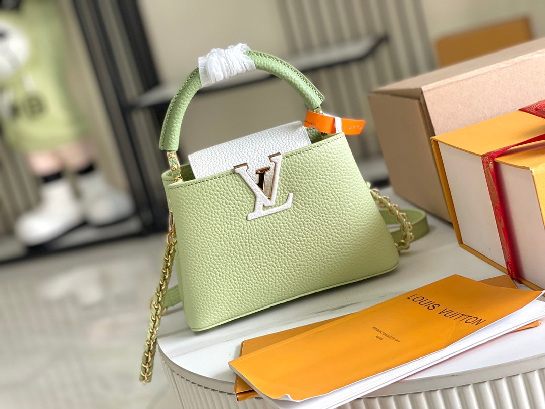 Premium with a full set of packaging [premium boutique original leather 💋 M53963 avocado green gold buckle]