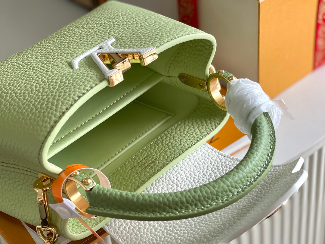 Premium with a full set of packaging [premium boutique original leather 💋 M53963 avocado green gold buckle]