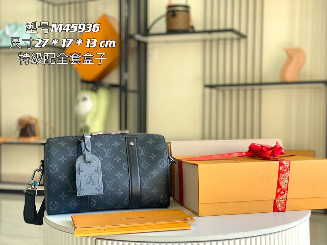 Special grade with a full set of packaging [super grade all steel hardware original factory leather] M45936