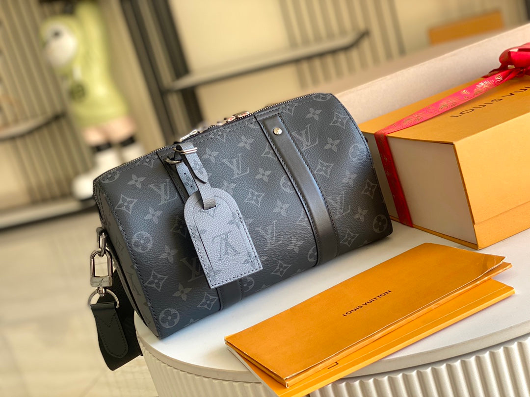 Special grade with a full set of packaging [super grade all steel hardware original factory leather] M45936