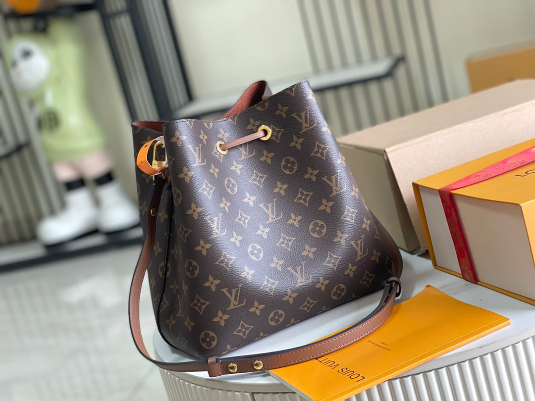 Premium with a full set of packaging [premium all-steel hardware original leather] M44887 presbyopic caramel color