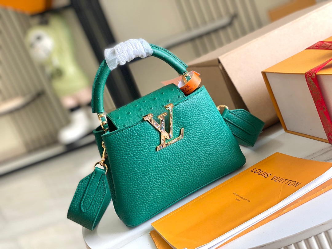 【Premium boutique original leather 💋 M21164 emerald with ostrich shell buckle】