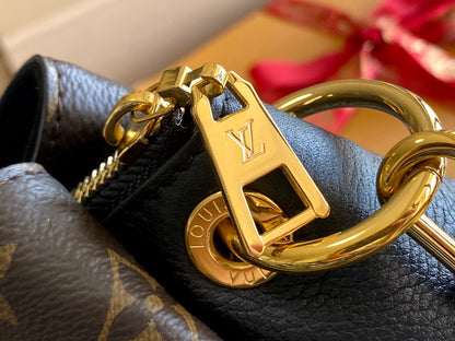 [Superior all-steel hardware original factory leather] M46508 presbyopic black