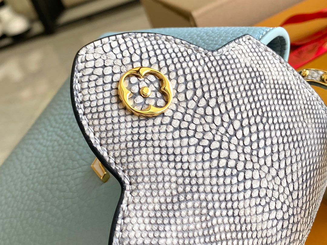 【Premium boutique original leather 💋 M21166 haze blue with exotic sand snake shell buckle】