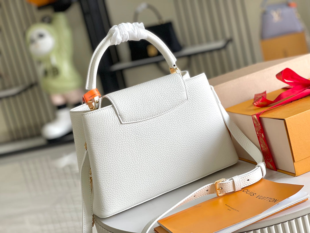 Premium with a full set of packaging [premium boutique original leather M22375💋M20845 white flower triple combination]
