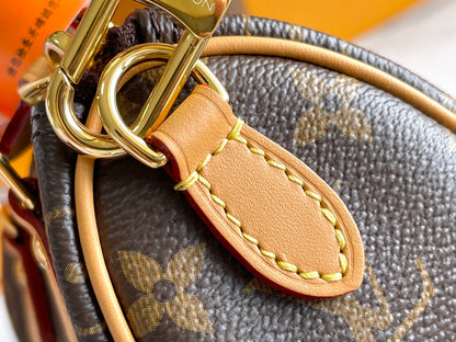 [Superior original leather and all steel hardware] M81085 presbyopic leather