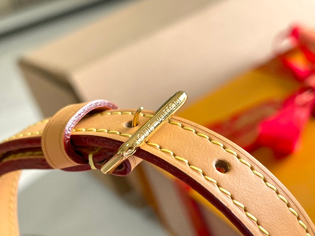 [Superior original leather and all steel hardware] M81085 presbyopic leather
