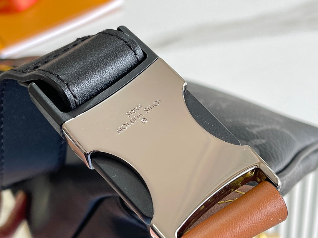 Price adjustment [premium original leather all steel hardware] M45220 black flower